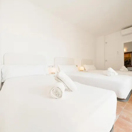Puerto Banus 3 Bedrooms With Parking