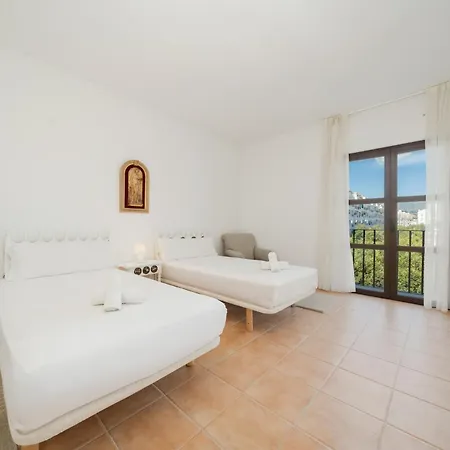 Puerto Banus 3 Bedrooms With Parking * Marbella