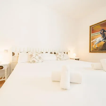 Puerto Banus 3 Bedrooms With Parking *